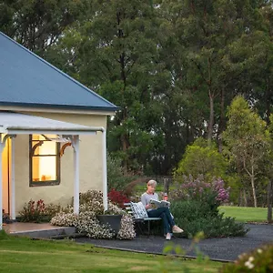 Bed & Breakfast Straw House Farm - Stanthorpe Dalveen