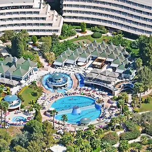 The Grand Blue Sky International Station touristique Kusadası